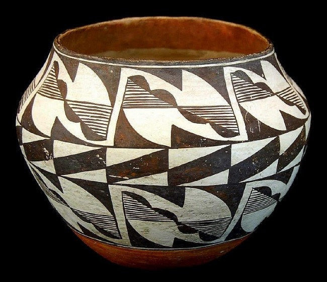 Vessel :  Vintage Acoma Polychrome Vessel #19