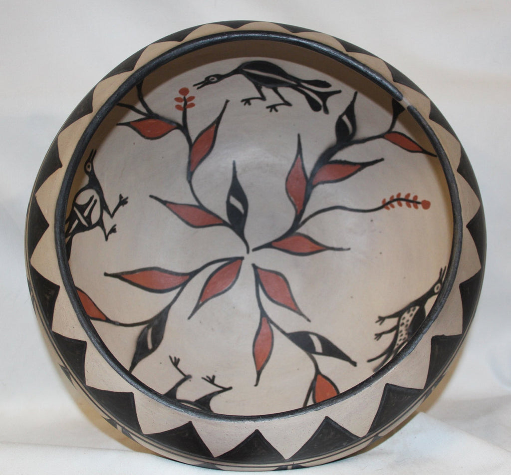 Santo Domingo Pueblo : Magnificent Polychrome Santo Domingo Bowl by Hilda Coriz #322