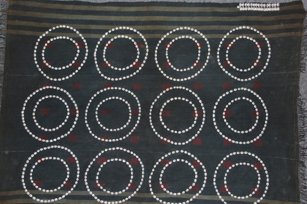 Textile : Authentic Chang Naga Warrior‰۪s Very Old Body Cloth with Double Cowry Shell Circles & Rows of Cowries Denoting Sexual Stature #659